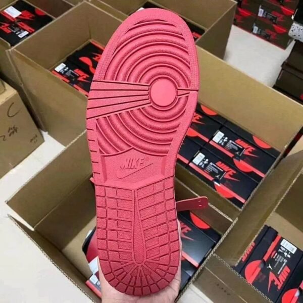 Nike Sneakers - Image 2