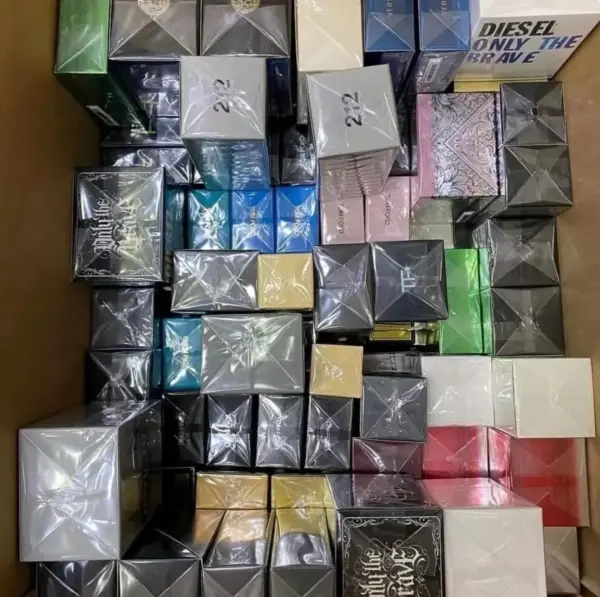 Perfumes and colognes pallet